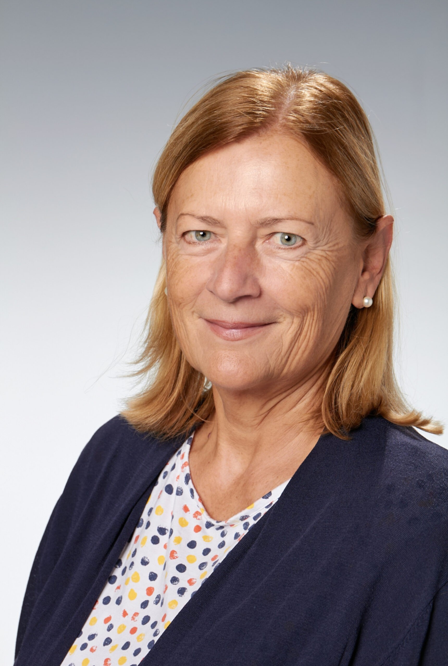Bettina Staines